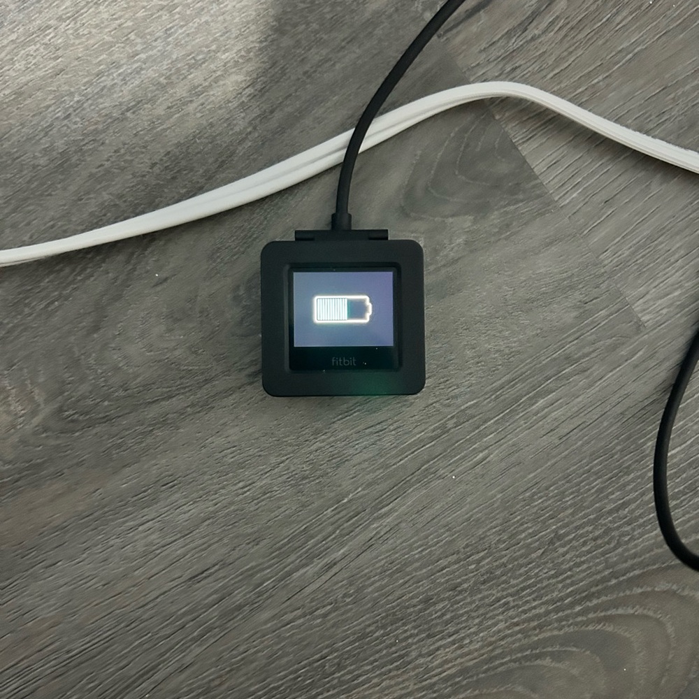 Fitbit Blaze w/ charger.  FLEXIBLE W/ PRICE!